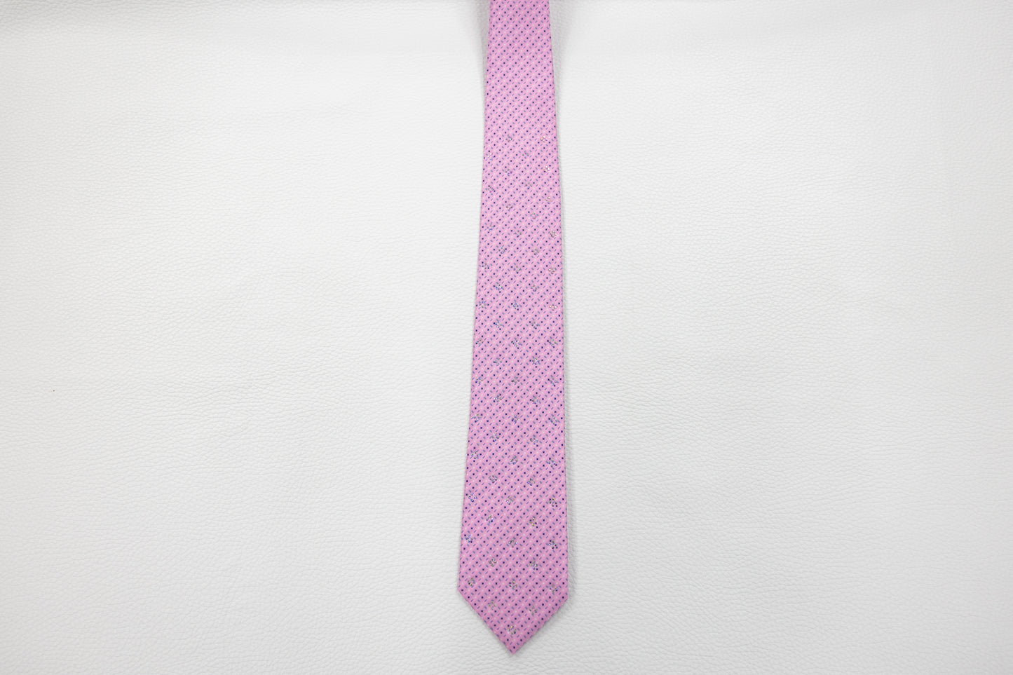 Pink Micro-Pattern Tie
