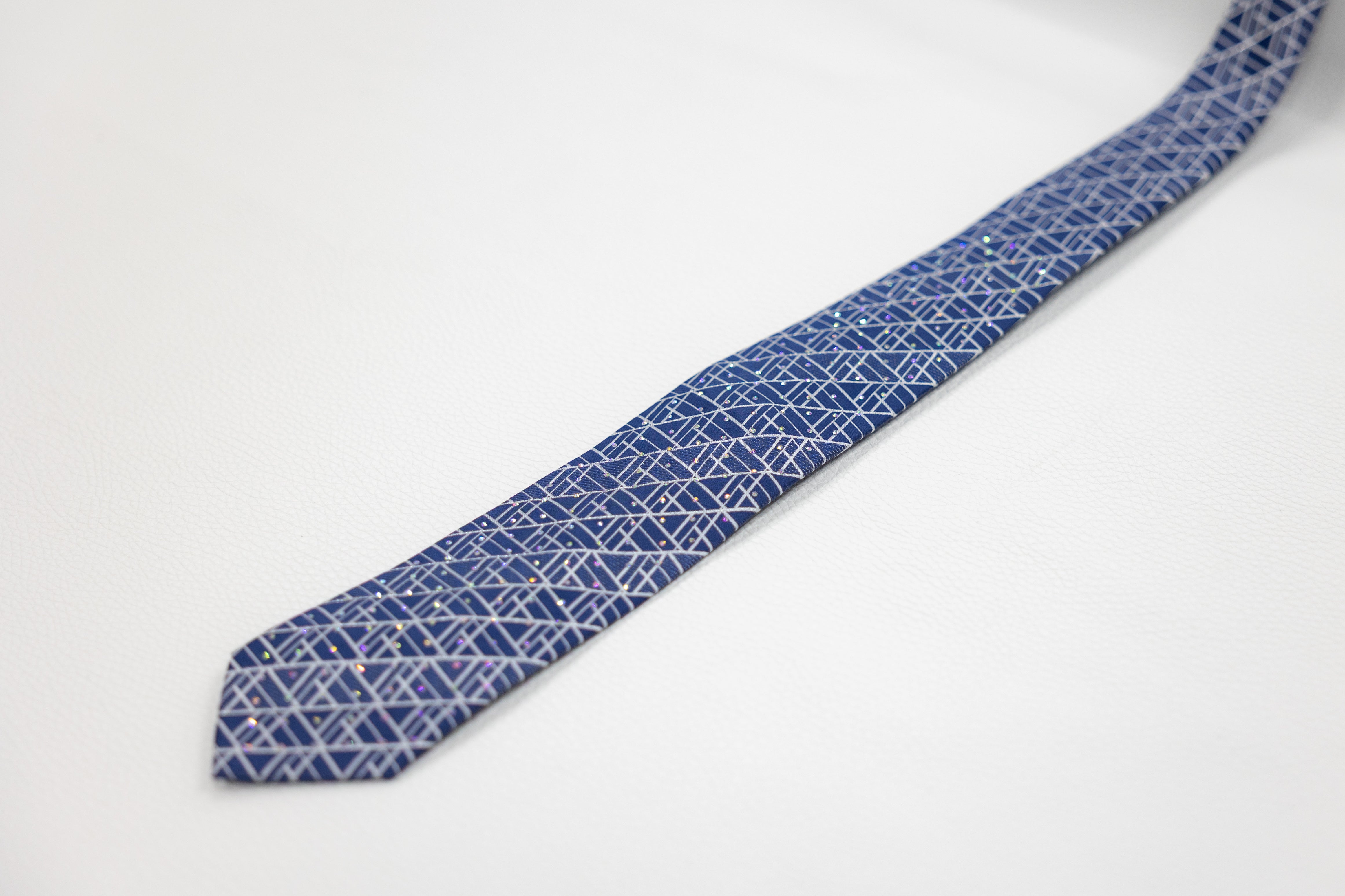 blue geometric tie